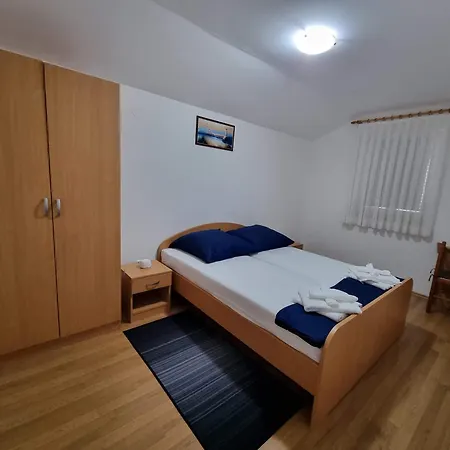 Znidarec Ivan Krk Apartmán *